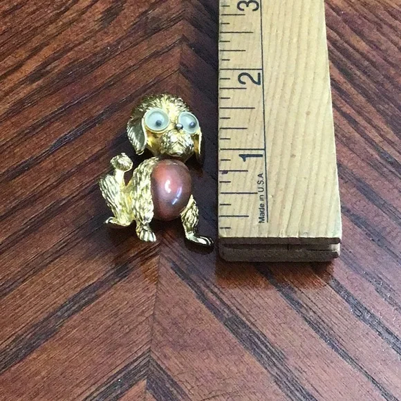 Rare Vintage Jelly Belly Brooch w/Movable Eyes